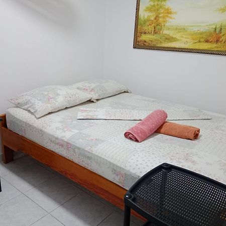 Sunny Beach Apartments Сан-Андрес Екстер'єр фото