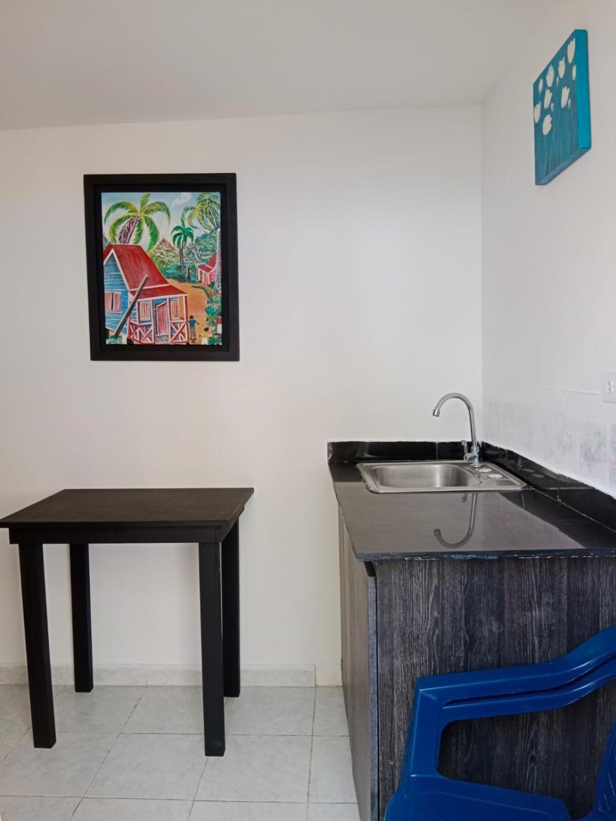 Sunny Beach Apartments Сан-Андрес Екстер'єр фото